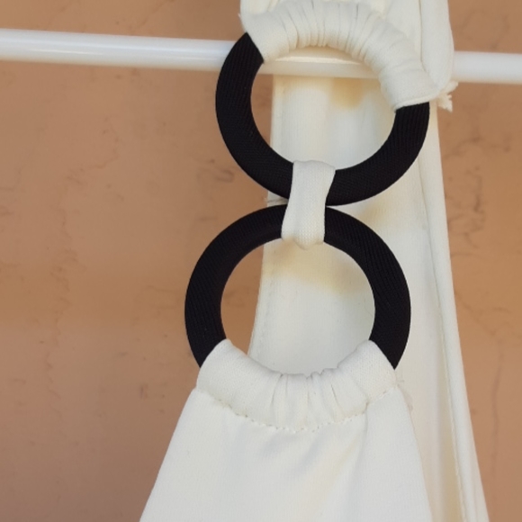 White House Black Market off white tank - Picture 3 of 4